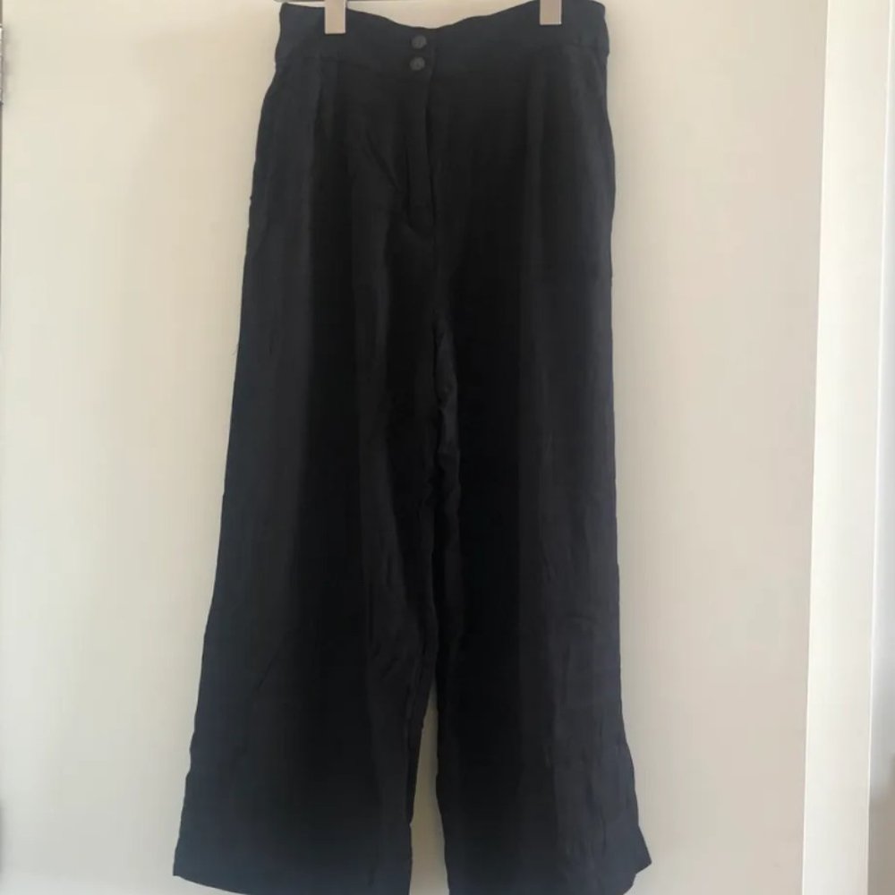 Wide leg pants